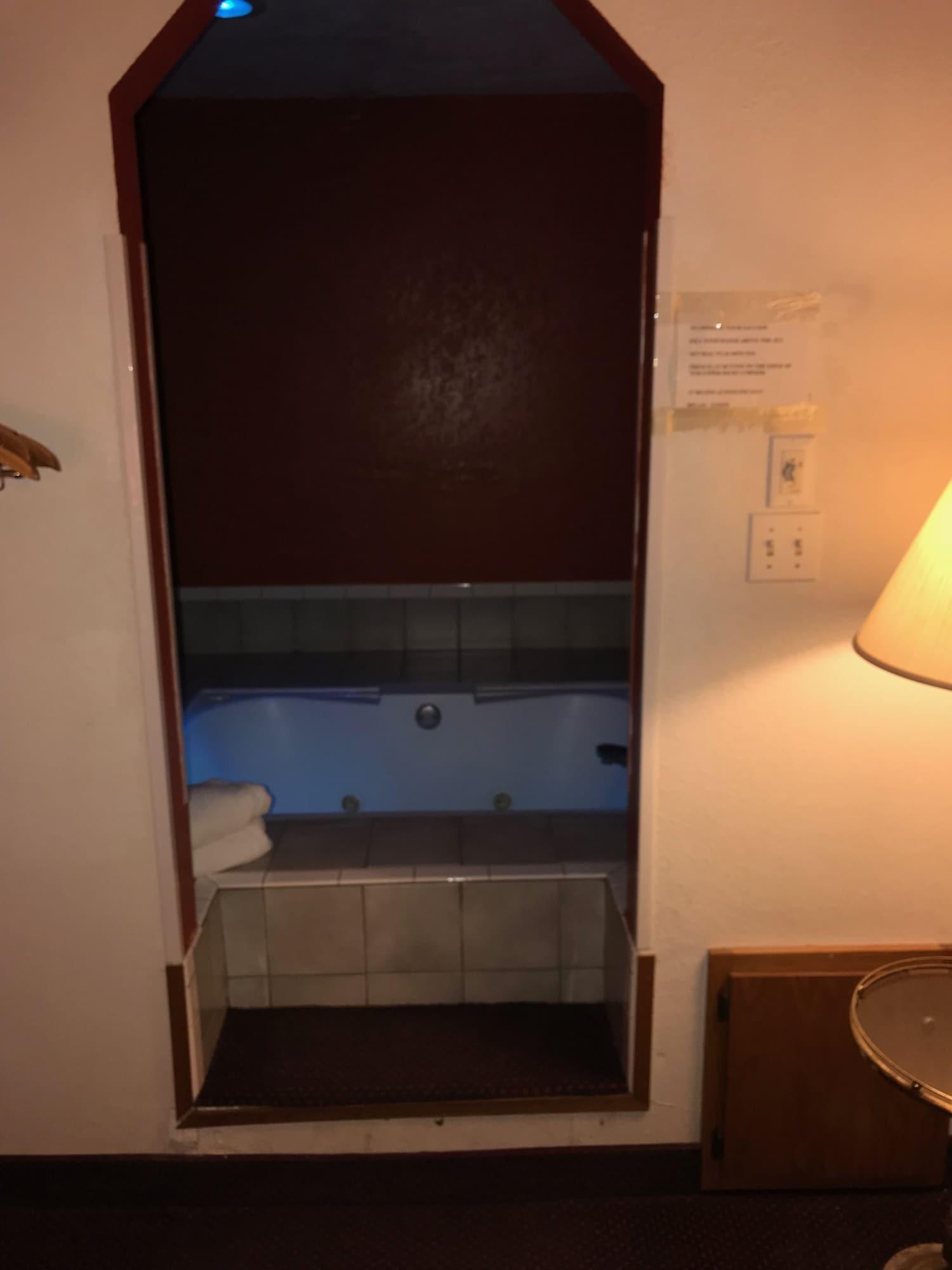 Super 8 By Wyndham Richfield Cleveland Hotel Bagian luar foto